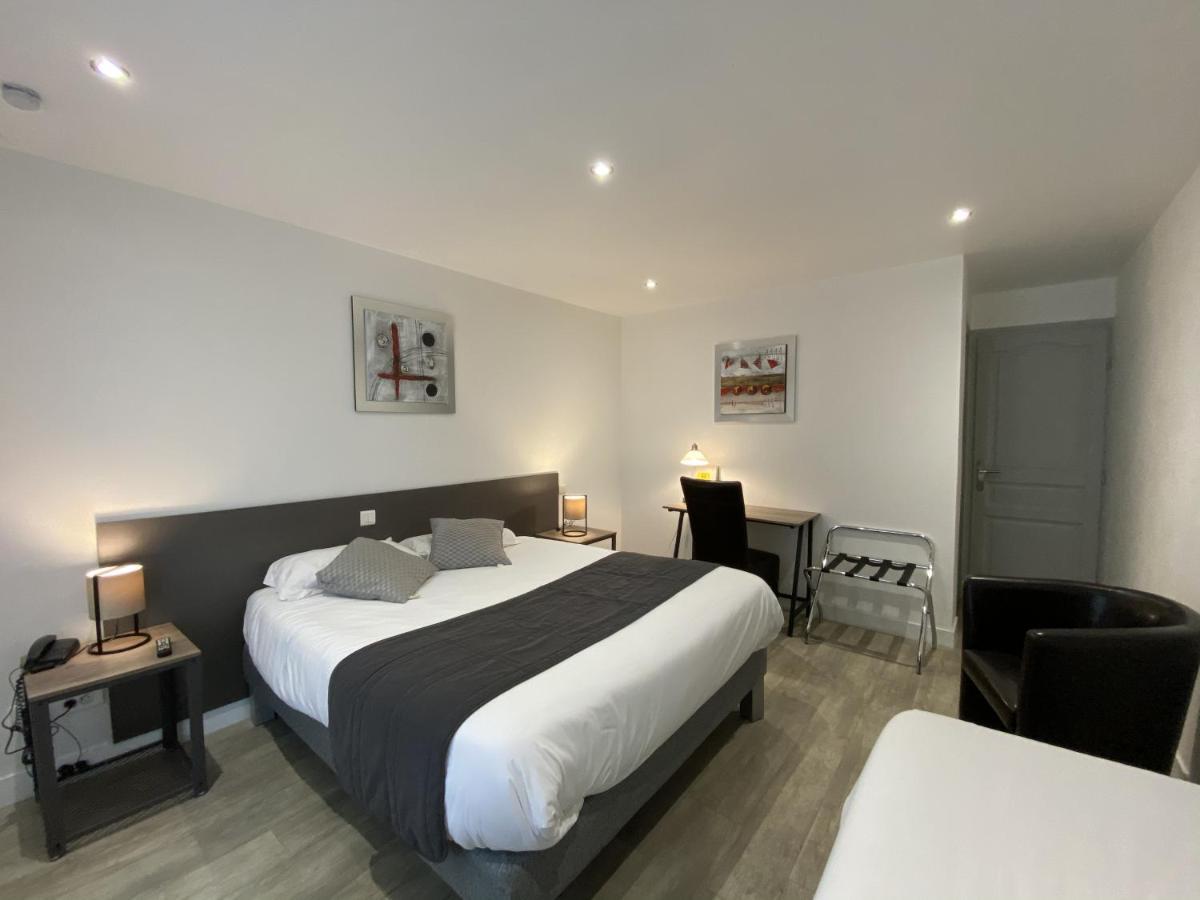 Logis Hotel L'Oliveraie コニャック エクステリア 写真