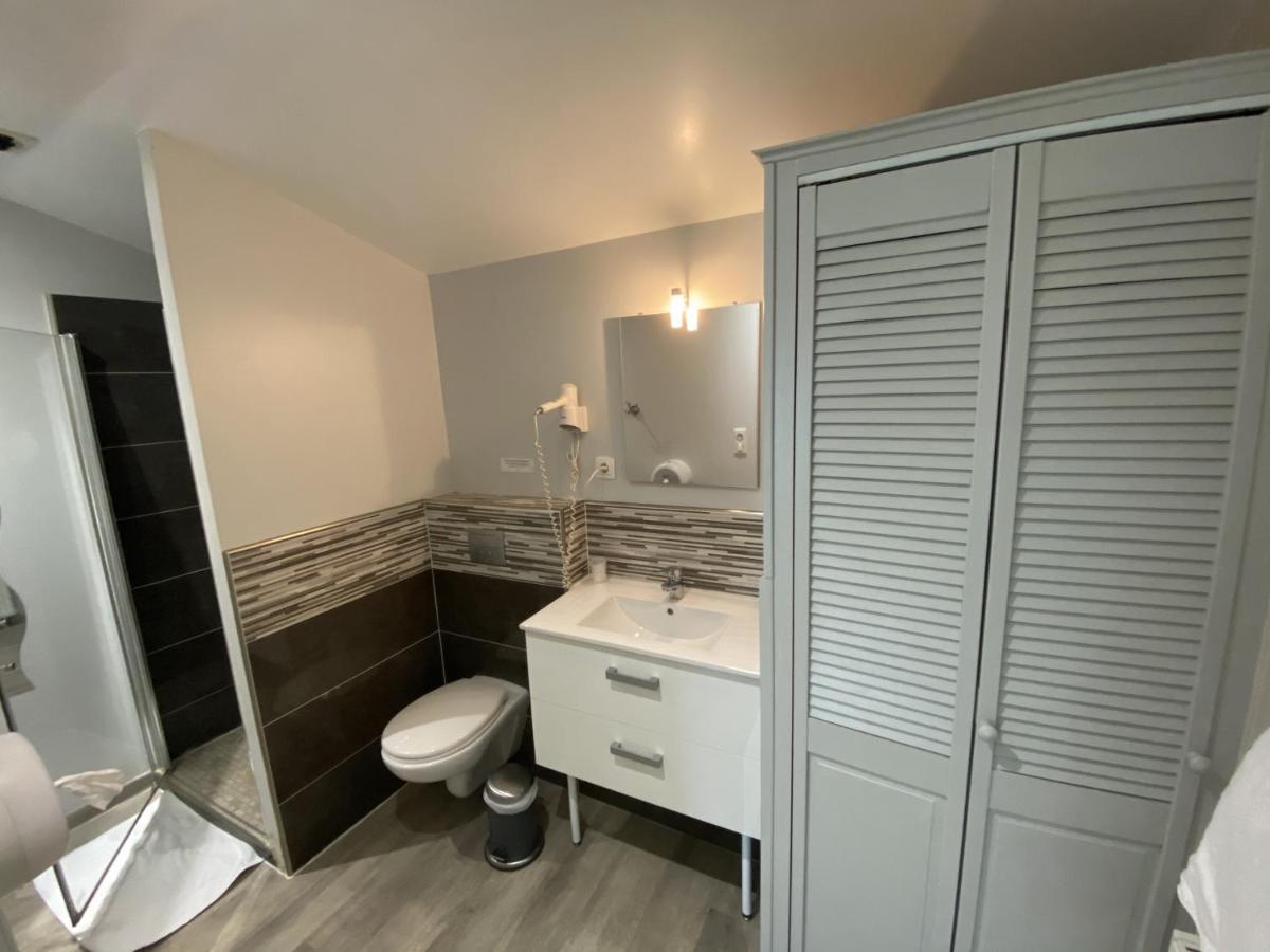 Logis Hotel L'Oliveraie コニャック エクステリア 写真