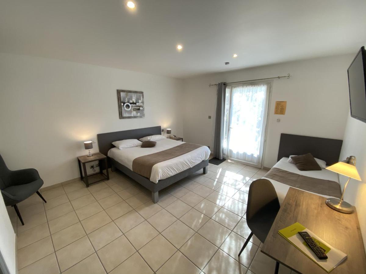 Logis Hotel L'Oliveraie コニャック エクステリア 写真